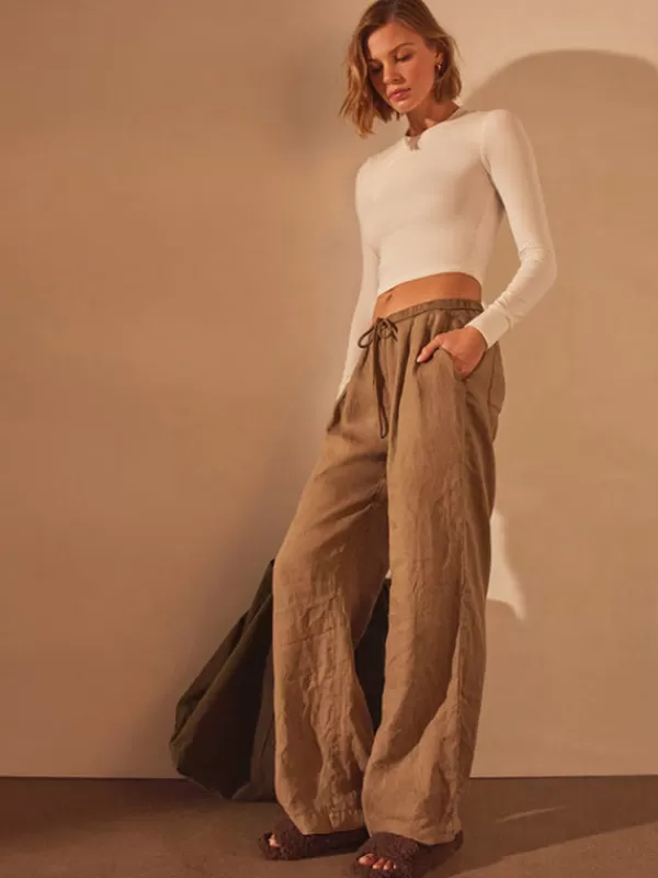 James Perse Relaxed Wide Leg Pant in Cashew Pigment