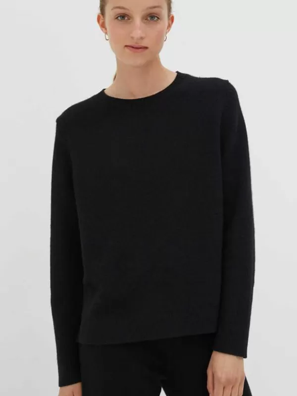 Chinti and Parker The Boxy Jumper in Black